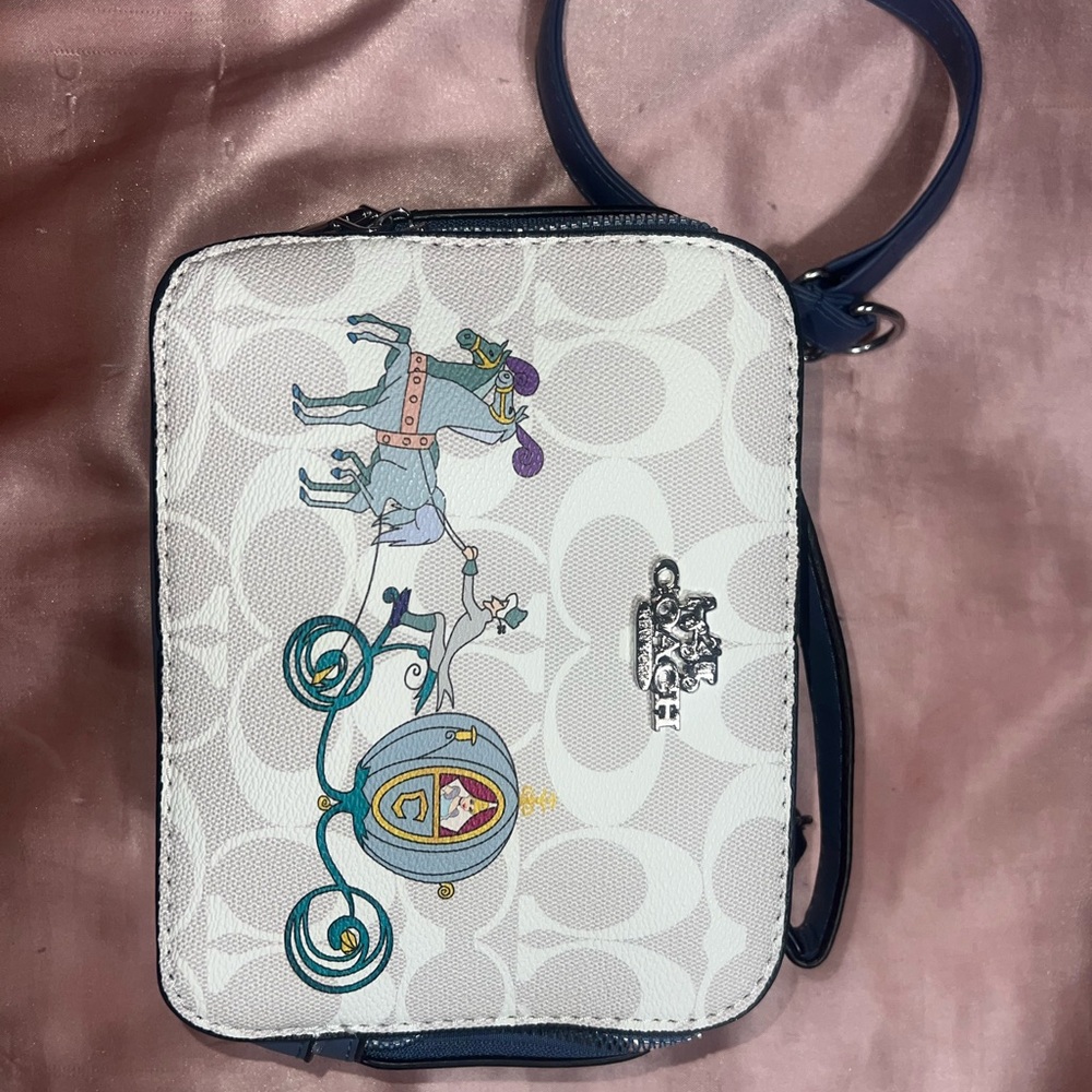 Imitation White and Blue Crossbody Bag with Cinderella Design